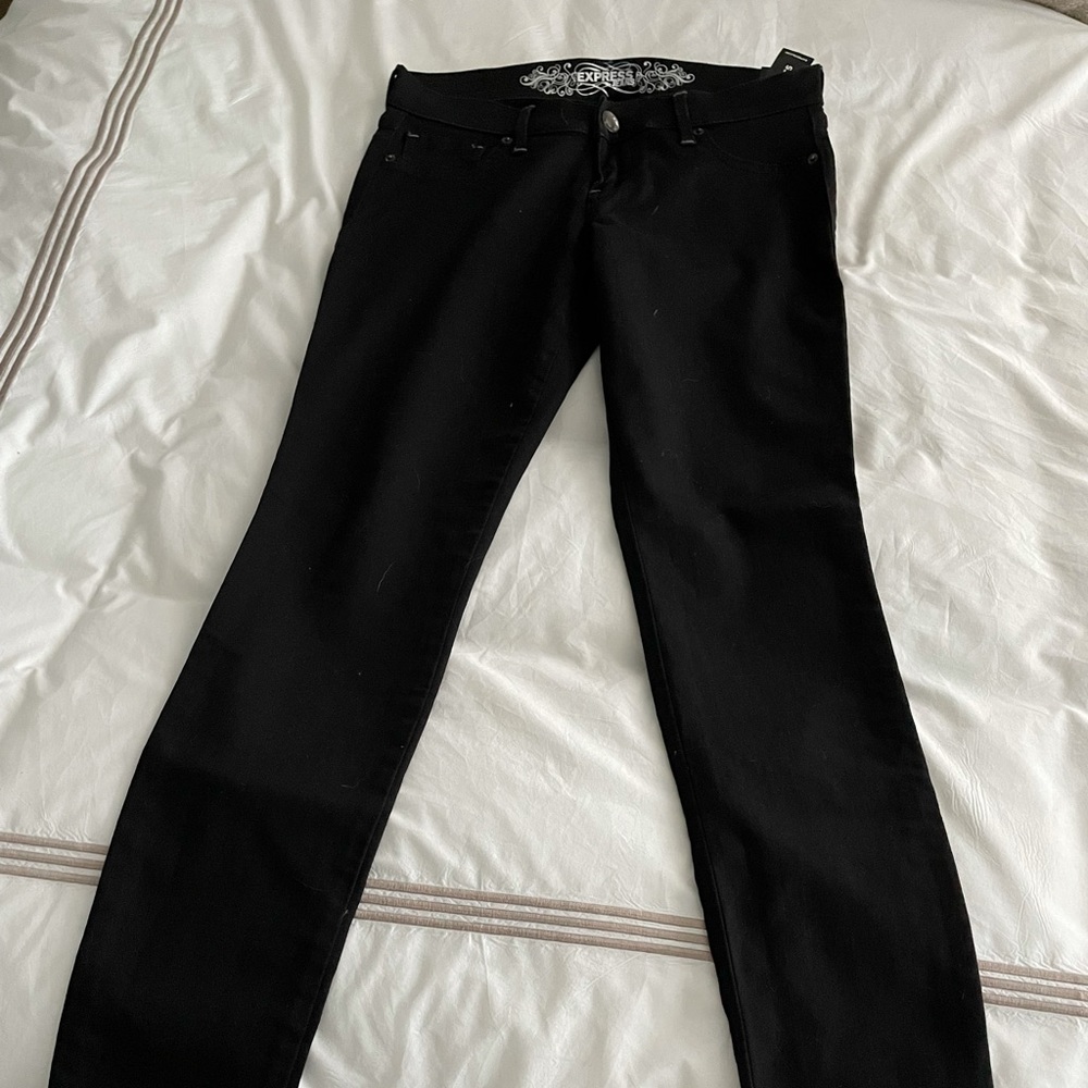 NWT: Express black jeggings size 8